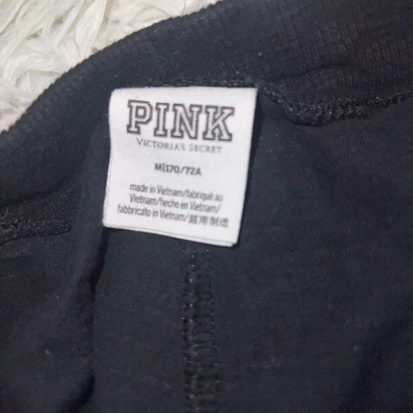 Victoria’s Secret pink shorts - Picture 4 of 5